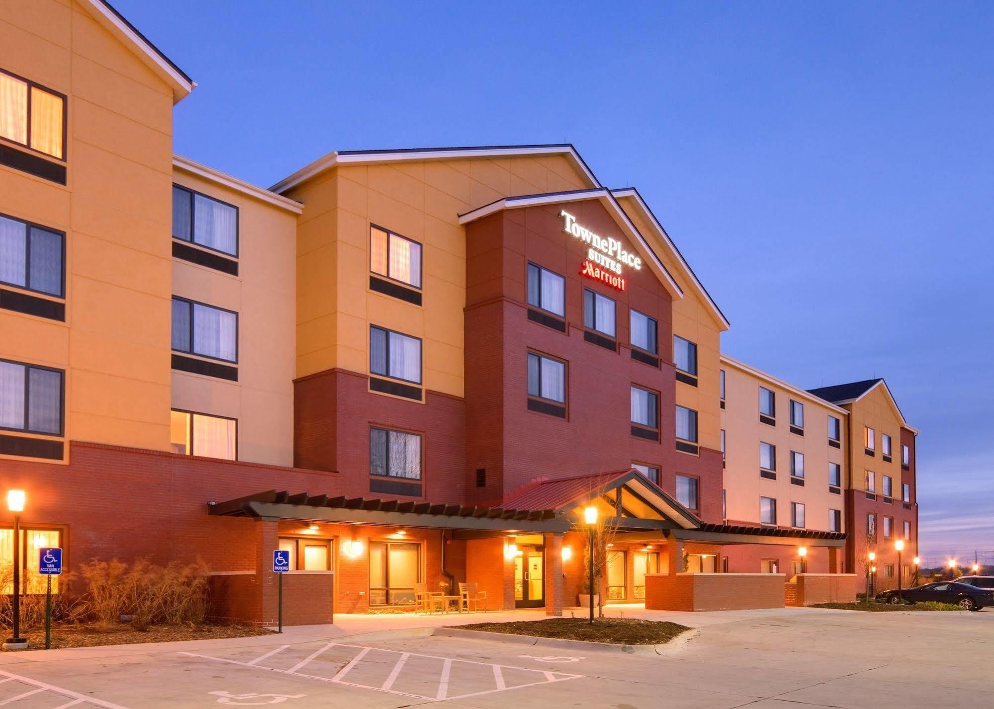 Towneplace Suites Omaha West Exterior photo